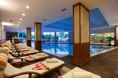 ROYAL ASARLIK BEACH HOTEL AND SPA Pools & Beach